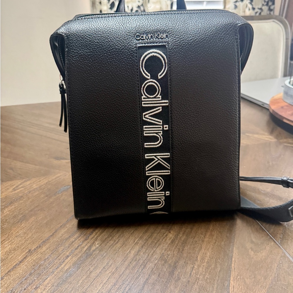 CALVIN KLEIN Textured Black Backpack